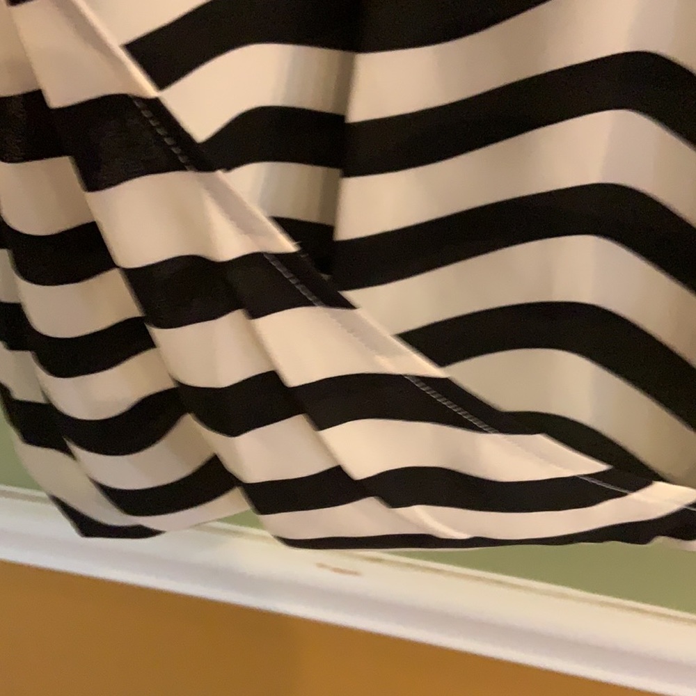 Striped wrap blouse - Picture 2 of 3